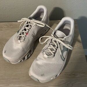 On Running Men Shoes 7.5 LIMITED EDITION